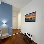 Maison Grimaldi بيت ضيافة 4*