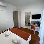 Maison Grimaldi 4* نابولي